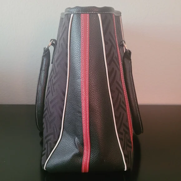 Tignanello Weekender travel Bag - Picture 6 of 14